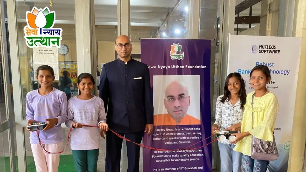 Pakistani Hindu refugee students of the Sewa Nyaya Utthan Foundation's Jodhpur Vidya Kendra with founder Shri Sanjeev Newar at IIT Delhi.